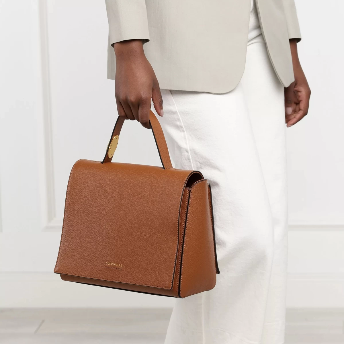 Coccinelle Josephine Handbag Grained Leather / Caramel Caramel Satchel – Bild 2