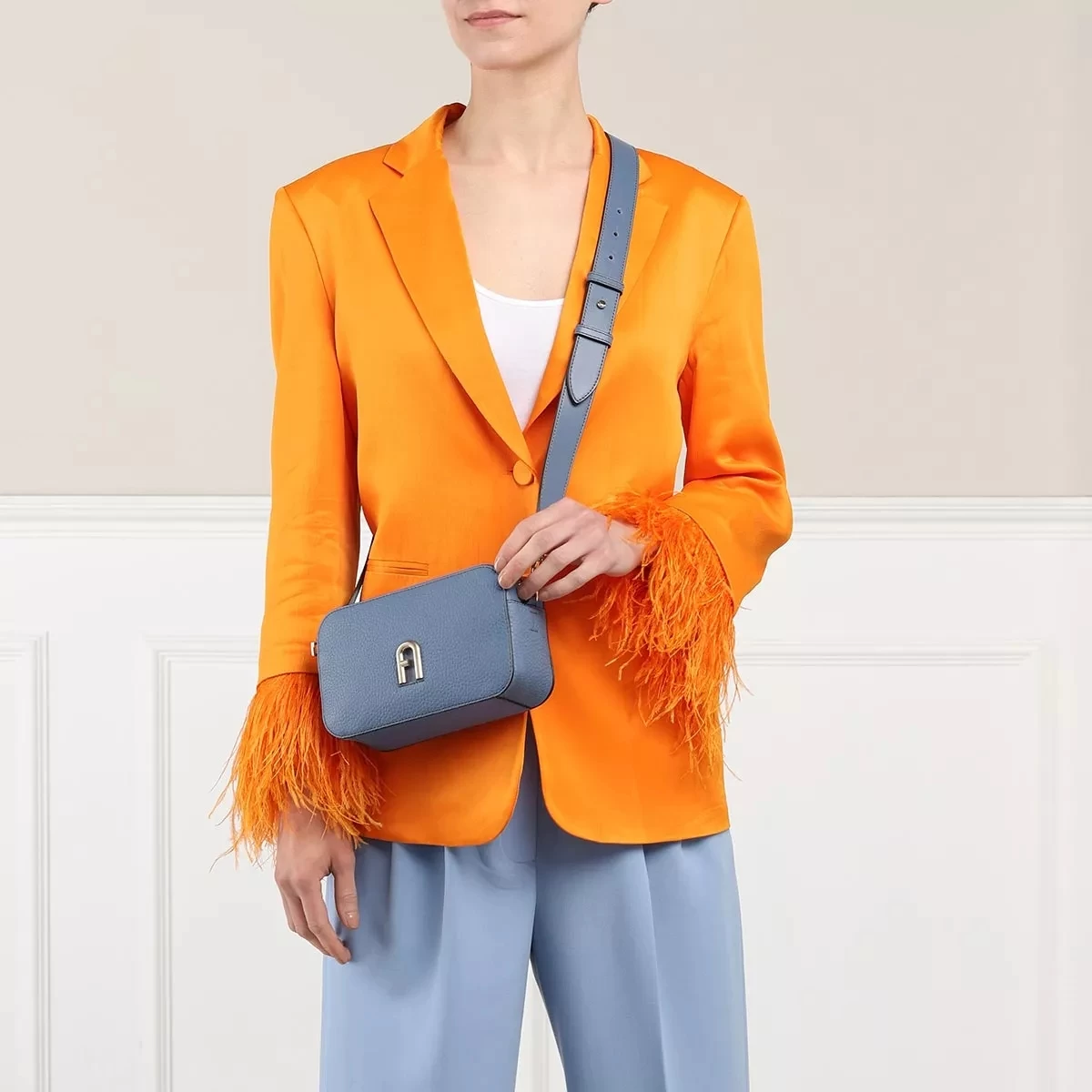 Furla Primula Mini Crossbody Onda Camera Bag – Bild 2