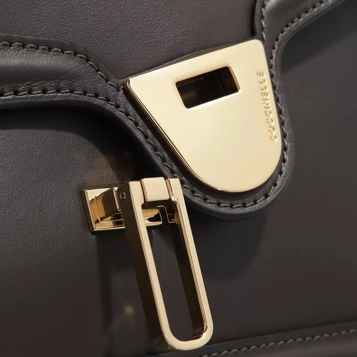 Coccinelle Marvin Twist Handbag Bark Crossbody Bag – Bild 4