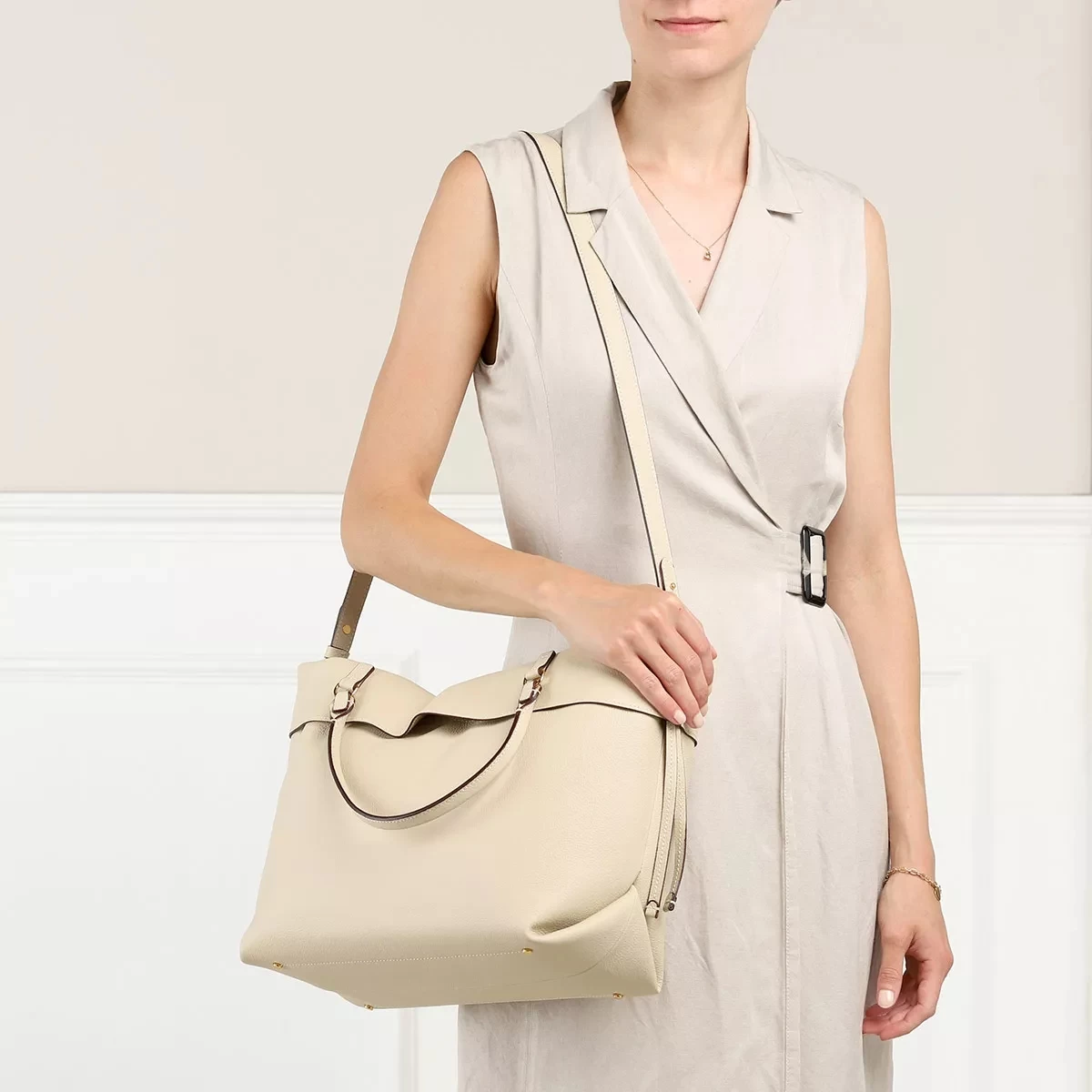 Coccinelle Romance Handbag Silk/Silk Tote – Bild 3