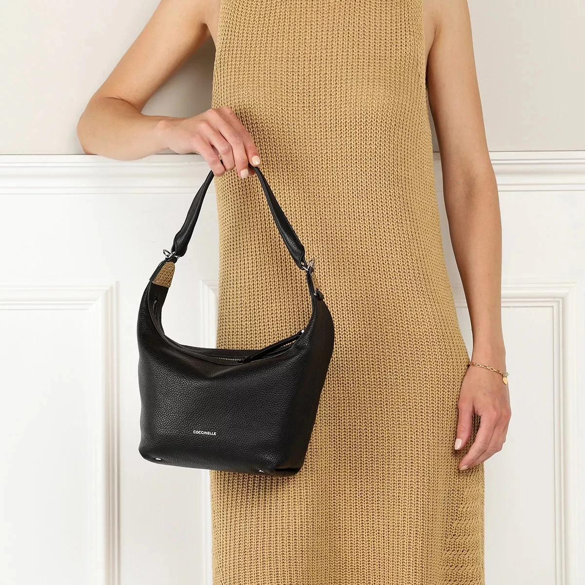 Coccinelle Mintha Handbag Noir Hobo Bag – Bild 2