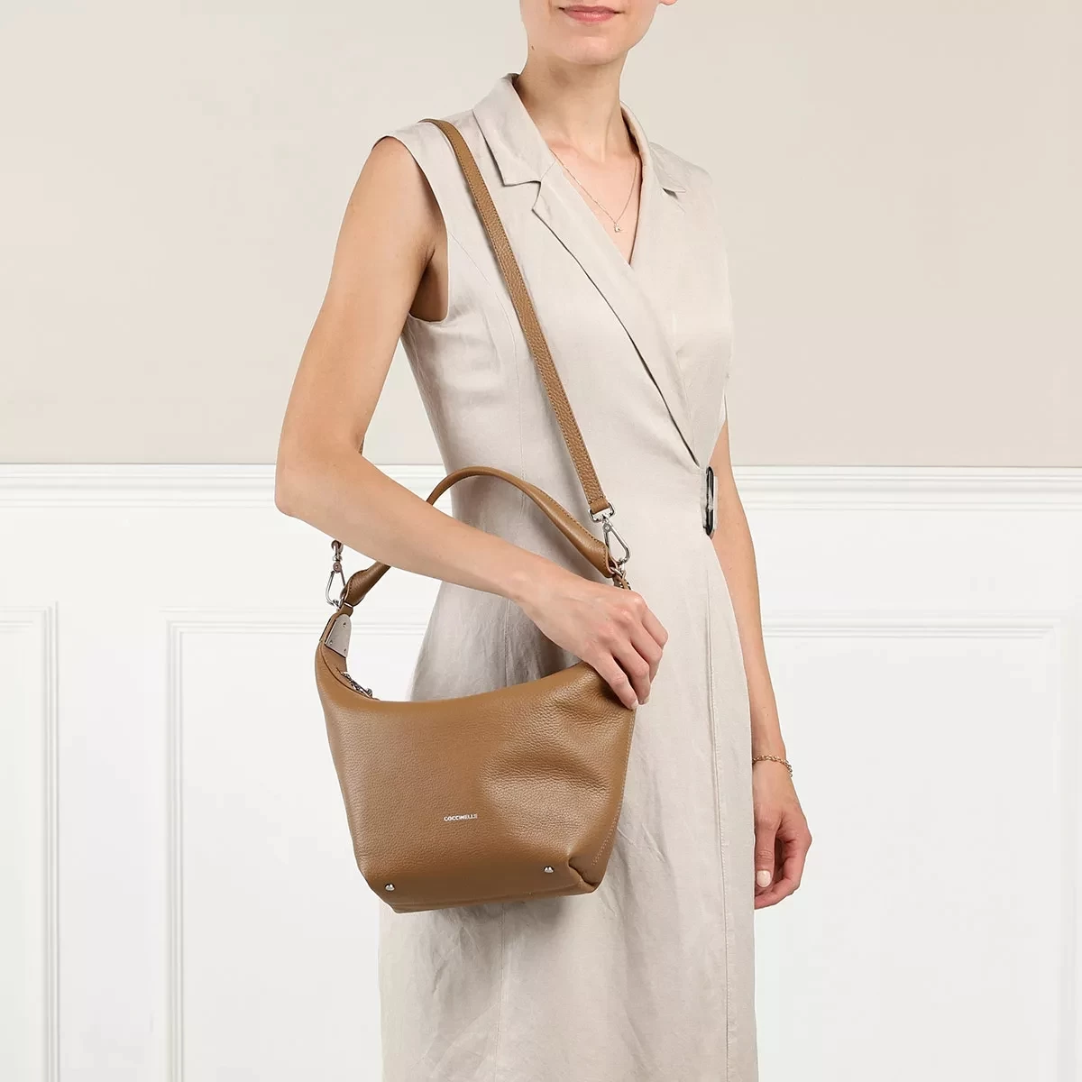 Coccinelle Mintha Handbag Nocciola Hobo Bag – Bild 3