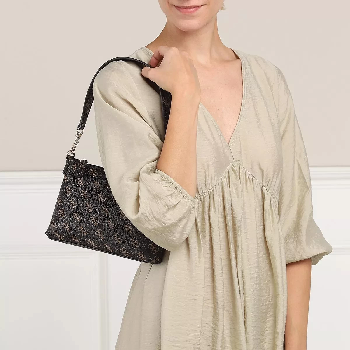 Guess Eco Brenton Hobo Brown Logo Hobo Bag – Bild 3