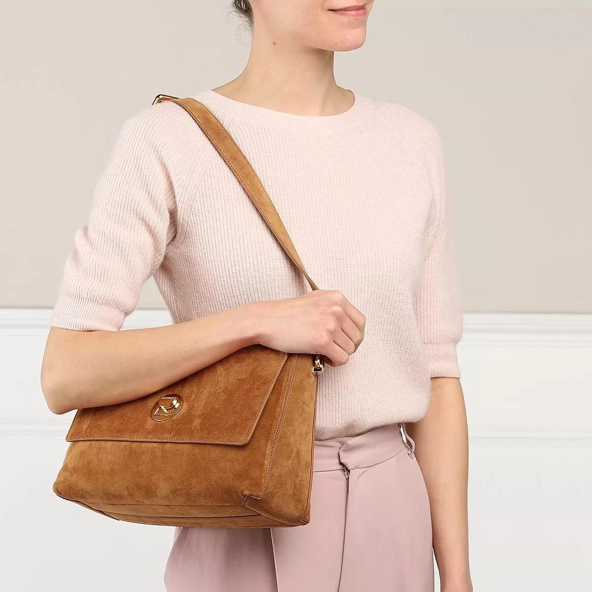 Coccinelle Liya Suede Crossbody Bag Caramel/Caramel Crossbody Bag – Bild 2