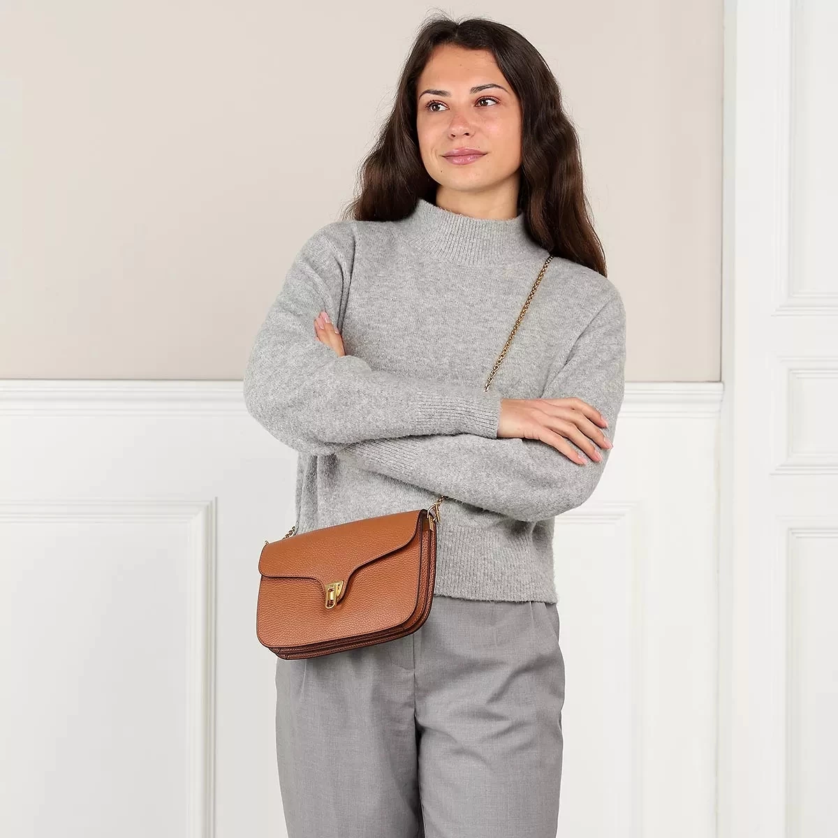 Coccinelle Beat Soft Crossbody Bag Caramel Crossbody Bag – Bild 2