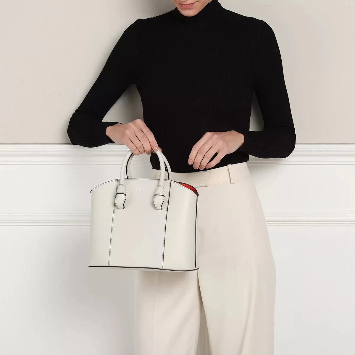 FURLA MIASTELLA M TOTE Marshmallow Tote – Bild 2