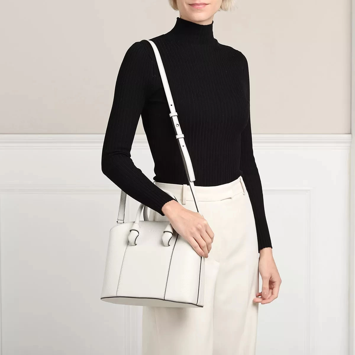 FURLA MIASTELLA M TOTE Marshmallow Tote – Bild 3