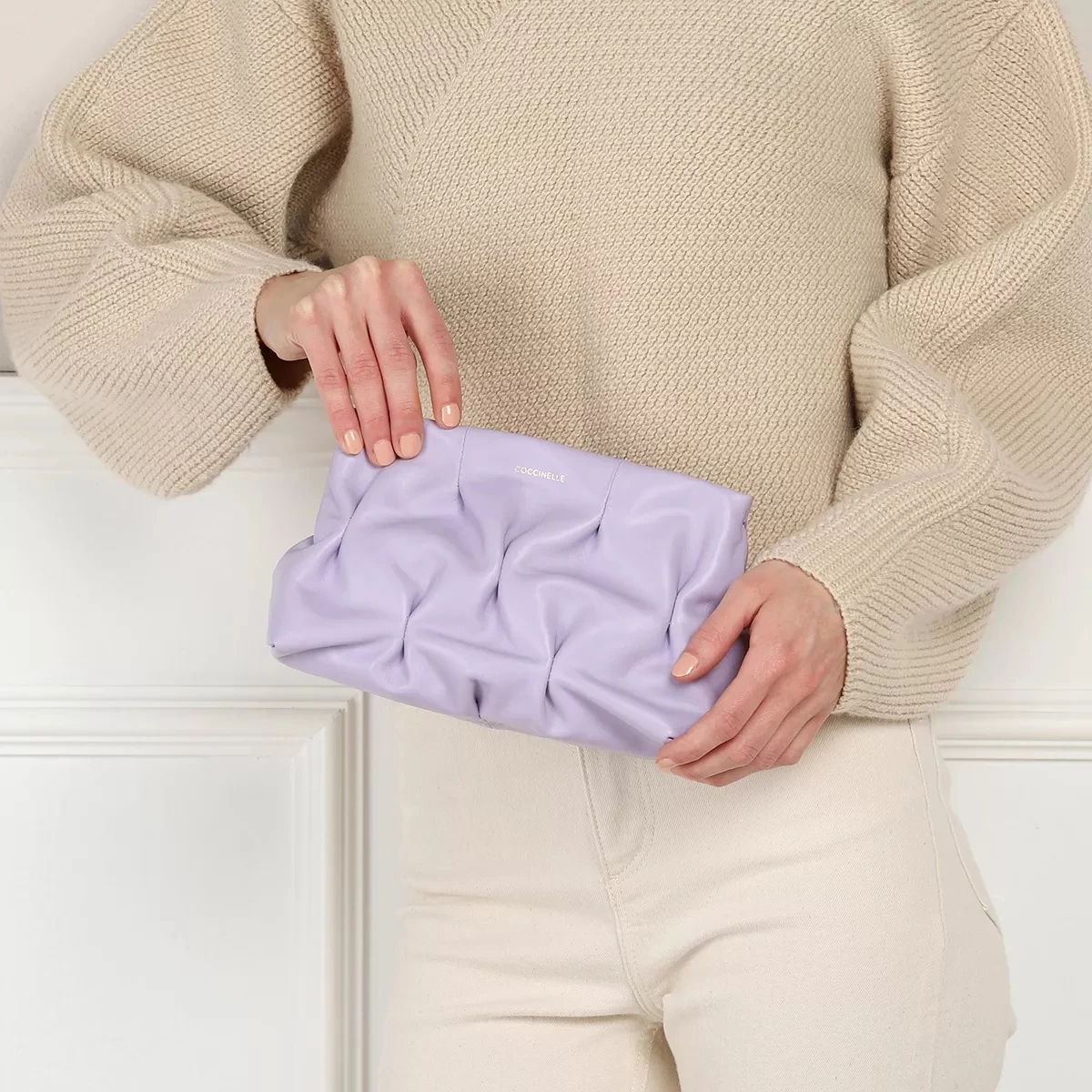 Coccinelle Ophelie Goodie Lavender Crossbody Bag – Bild 2