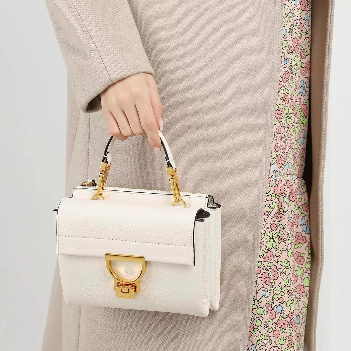 Coccinelle Arlettis Coconut Milk Satchel – Bild 3