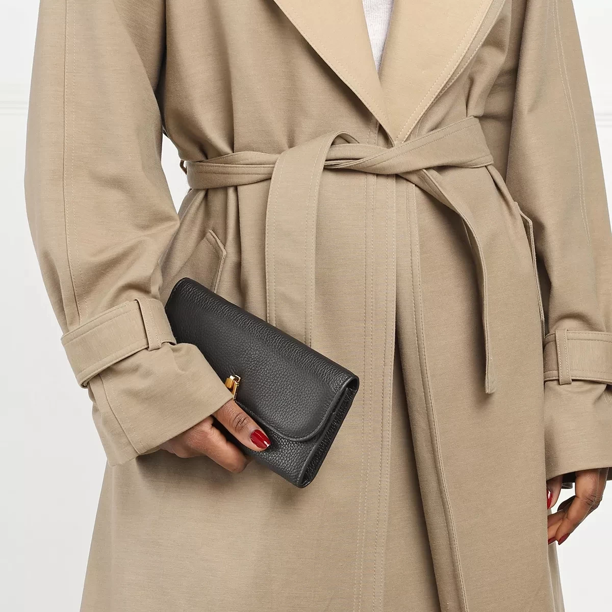 Coccinelle Magie Noir Clutch – Bild 3