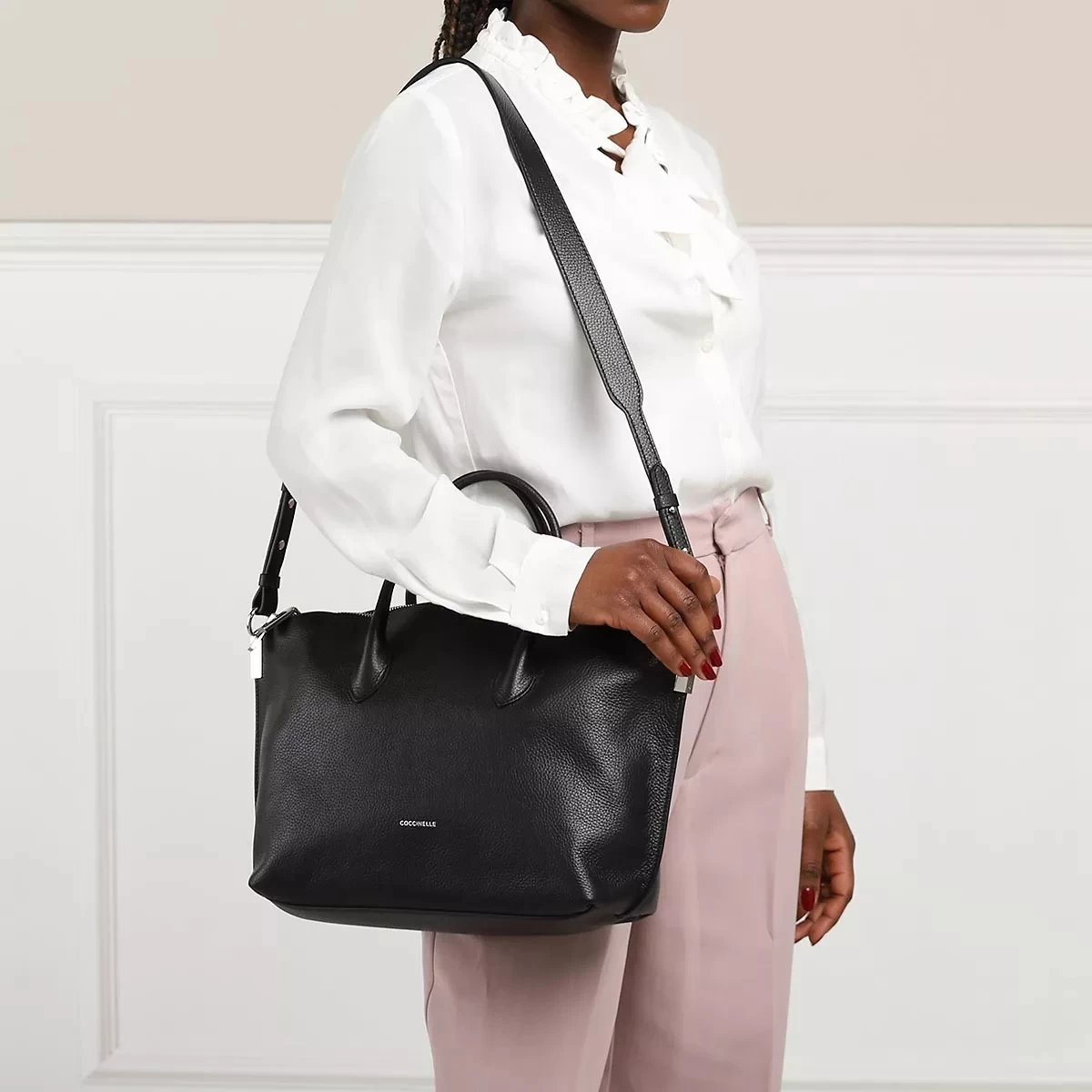 Coccinelle Estelle Noir Tote – Bild 2