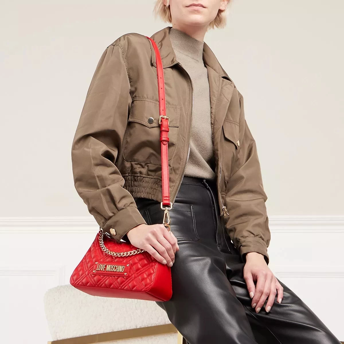 LOVE MOSCHINO Quilted Bag Rosso Pochette – Bild 2