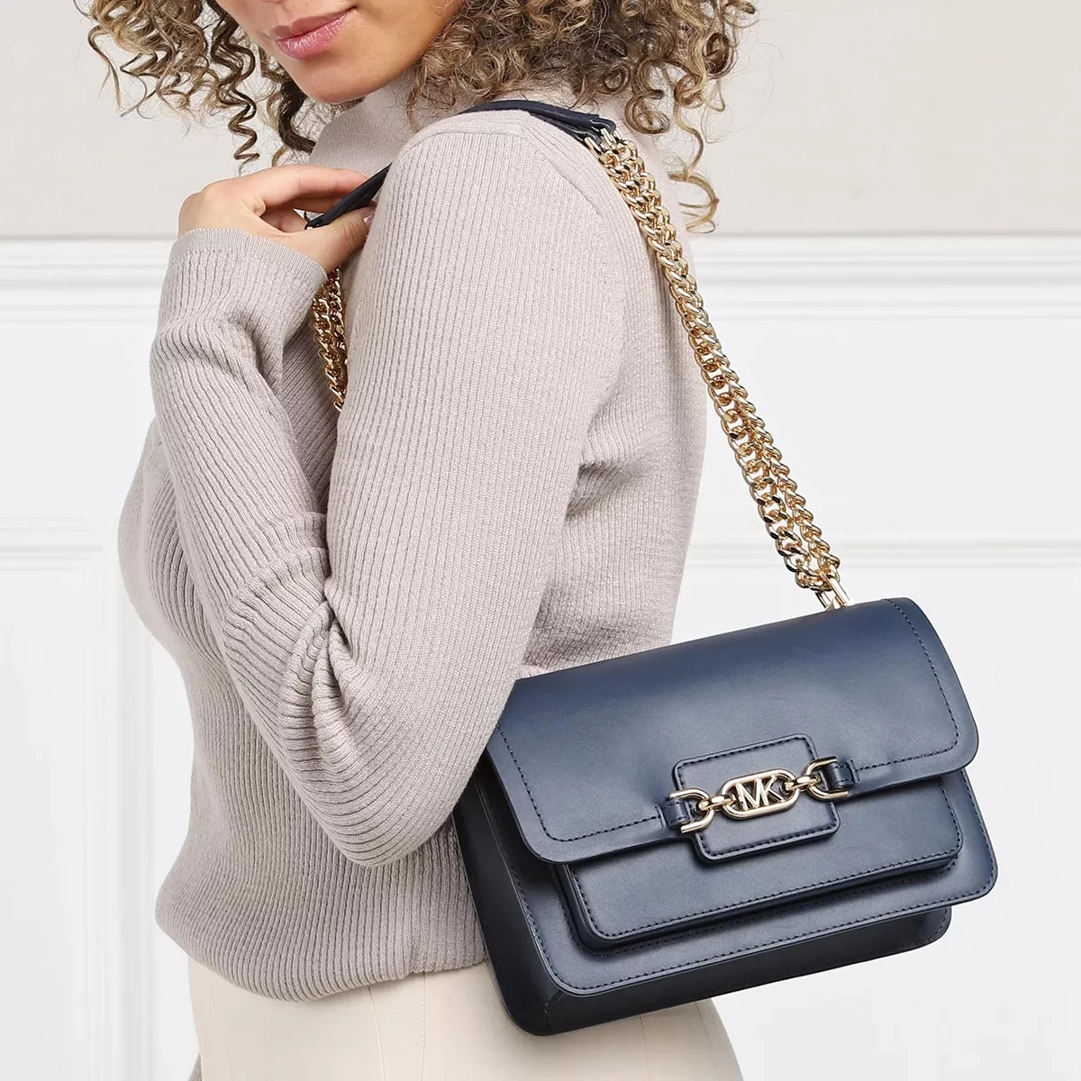 MICHAEL Michael Kors Large Shoulder Navy Satchel – Bild 3