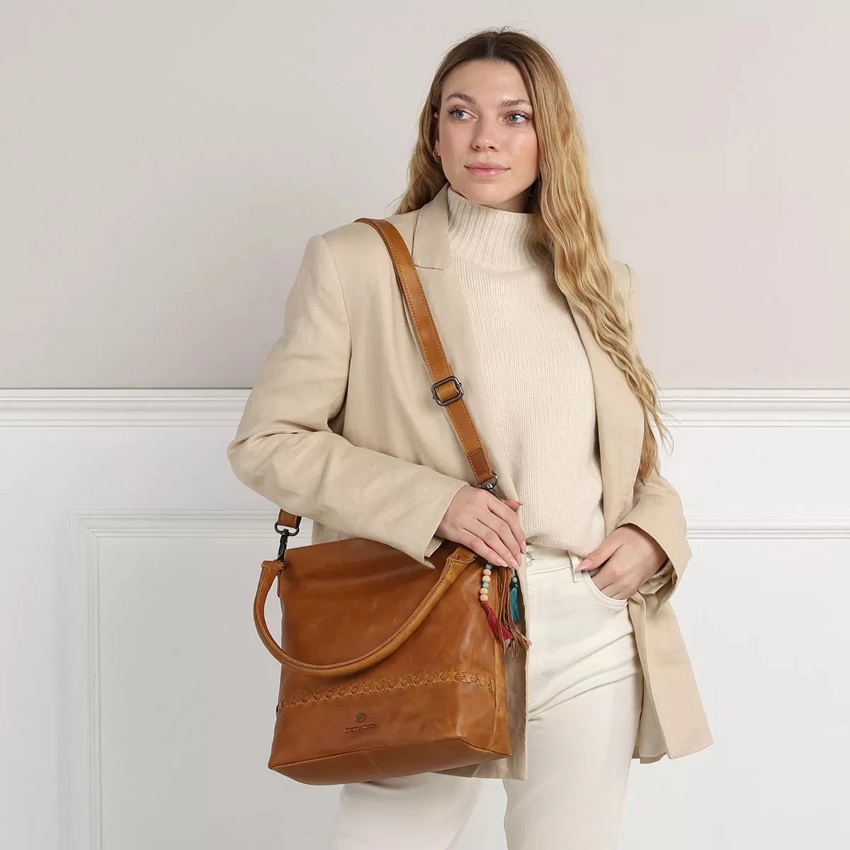 Friendship Camel Hobo Bag – Bild 2